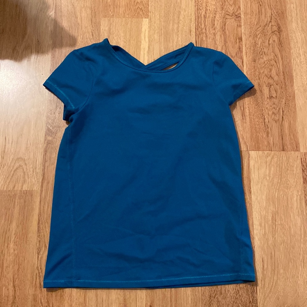 All In Motion Girls Athletic Criss Cross Top